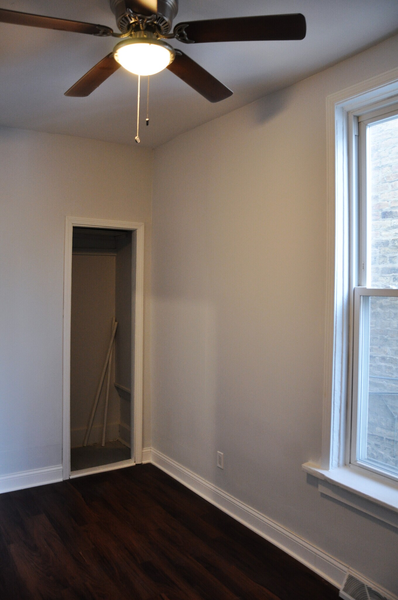 Building Photo - 2529 N Washtenaw Ave