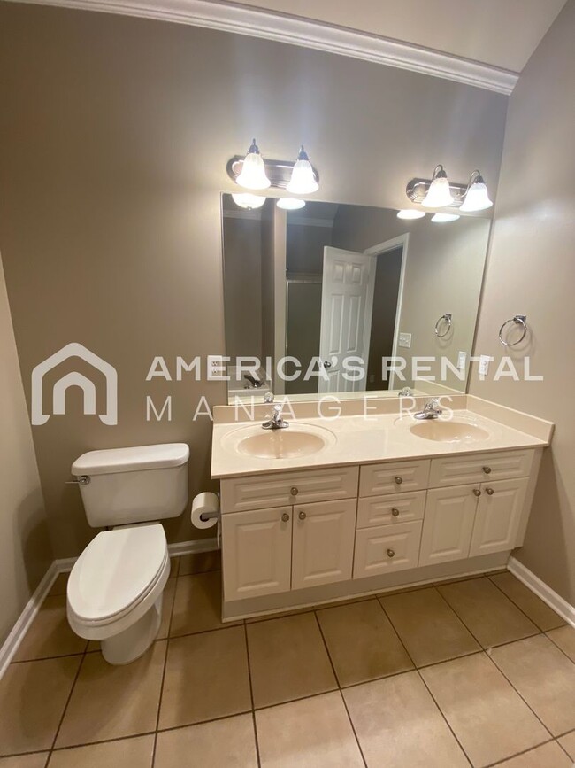 Building Photo - Townhome for rent in Pelham, AL! Available to View Now!