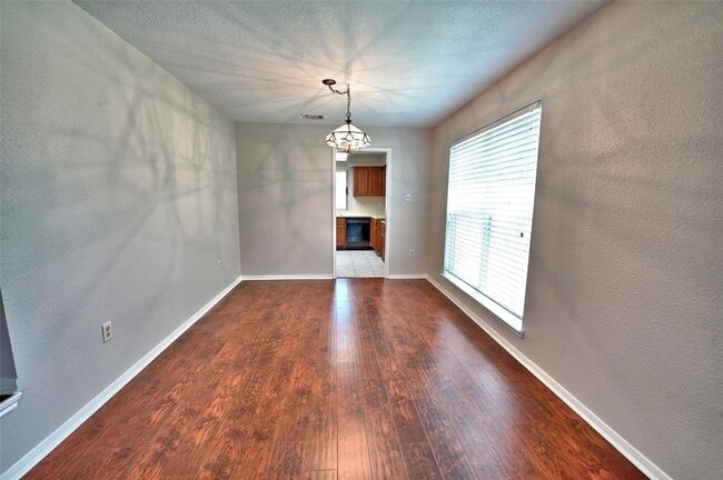 Building Photo - 9206 Prairie Trails Dr