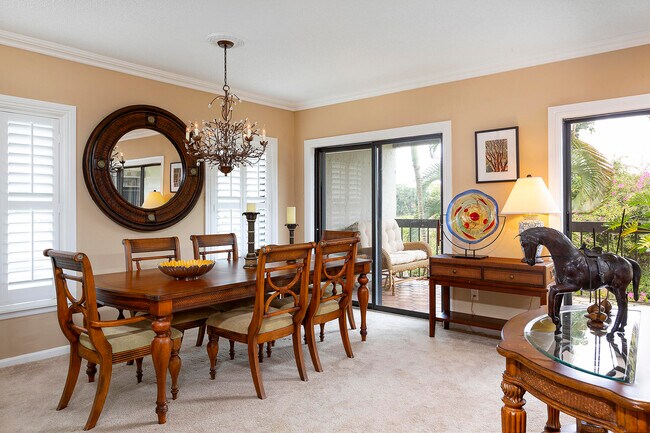 Building Photo - 11355 Pond View Dr