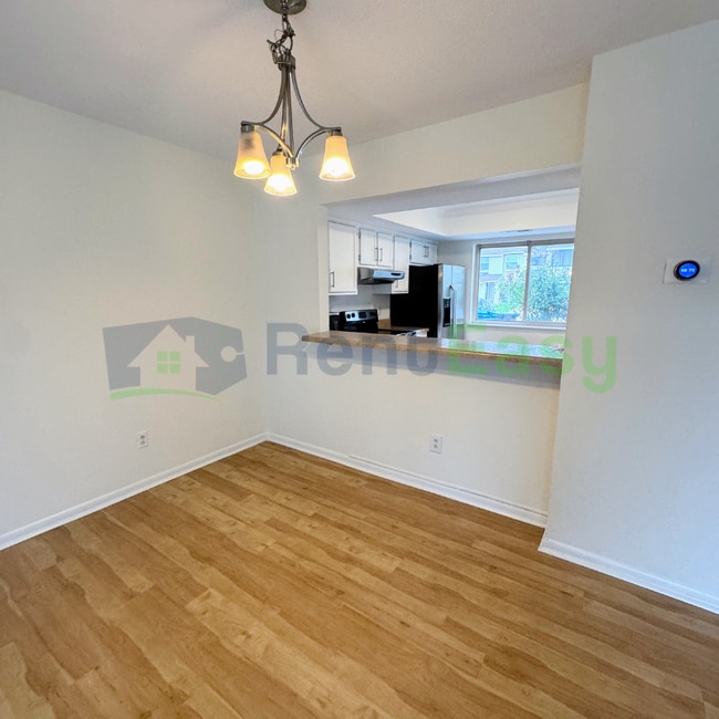 Building Photo - 3606 Chimney Creek Dr