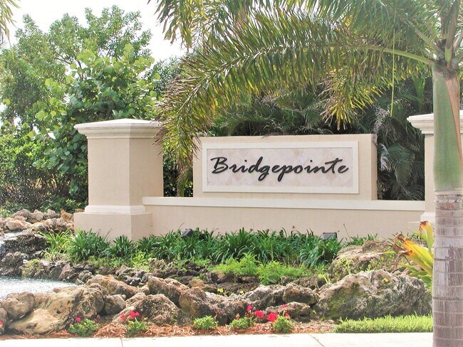 Building Photo - 1825 Bridgepointe Cir