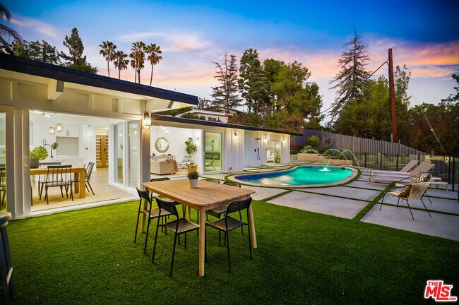 Building Photo - 4670 Brewster Dr