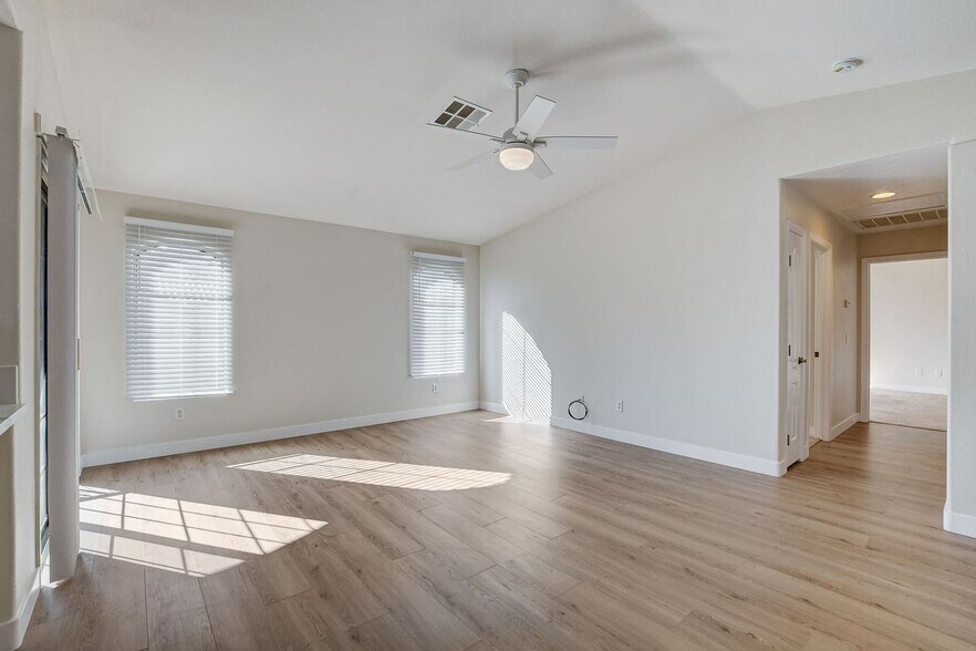 Building Photo - 7320 Camrose Ridge Pl