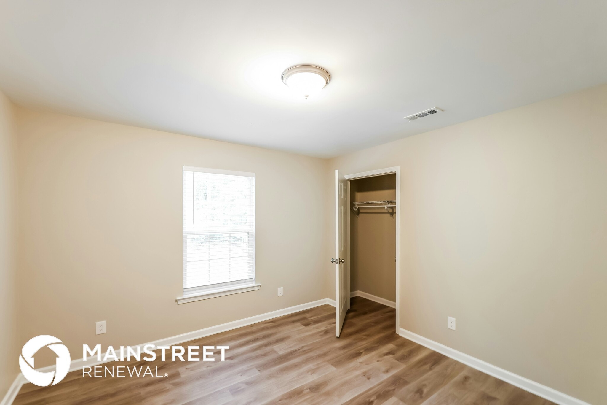 Building Photo - 12166 Dale Dr