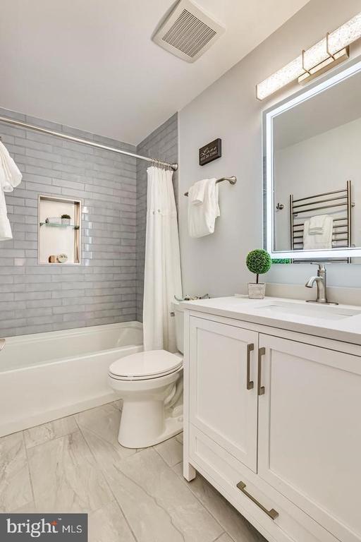 Building Photo - 13491 Old Dairy Ct