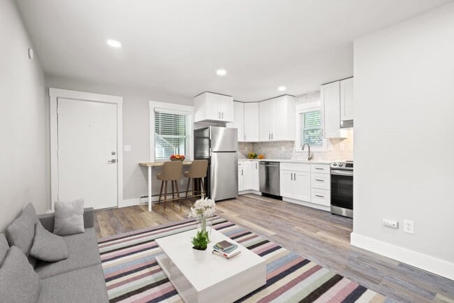 Building Photo - August 2026 Prelease! 1 Bedroom in North Boulder