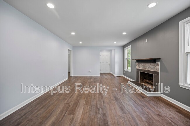 Building Photo - 804 Norwalk Dr