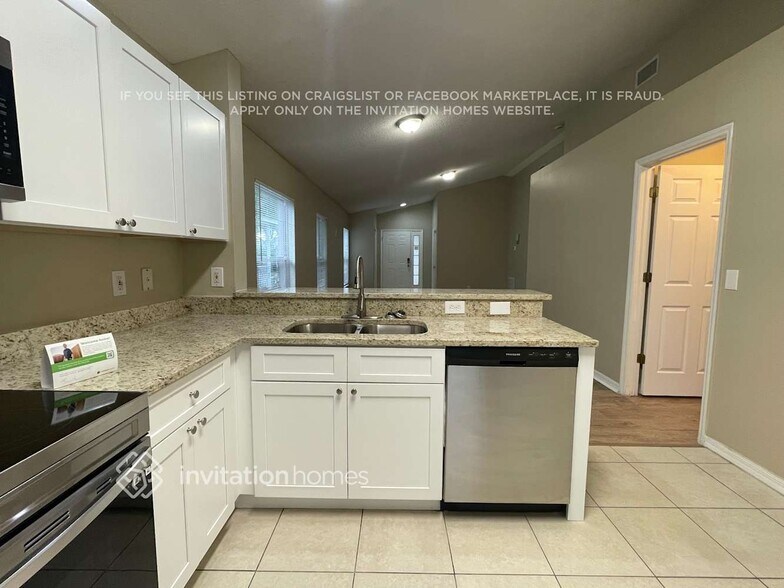 Building Photo - 611 Cape Cod Cir