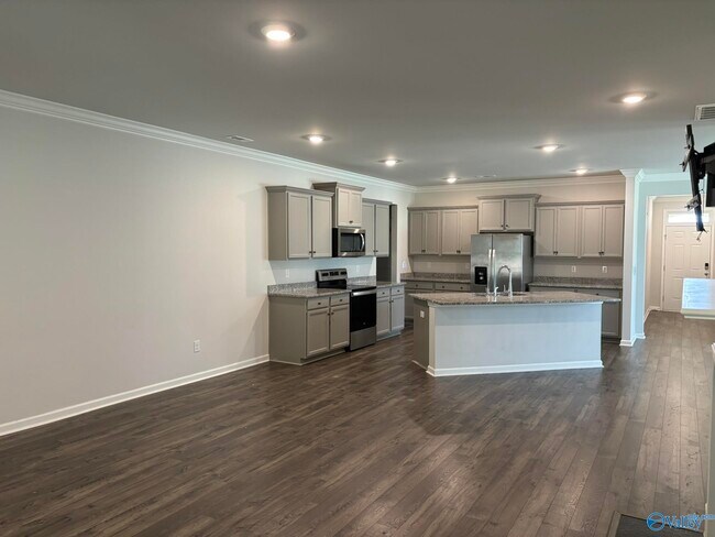 Building Photo - 105 High Leaf Dr