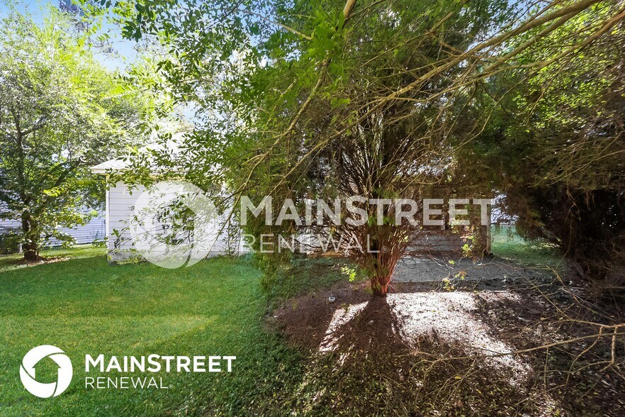 Building Photo - 9206 Fairway Ct