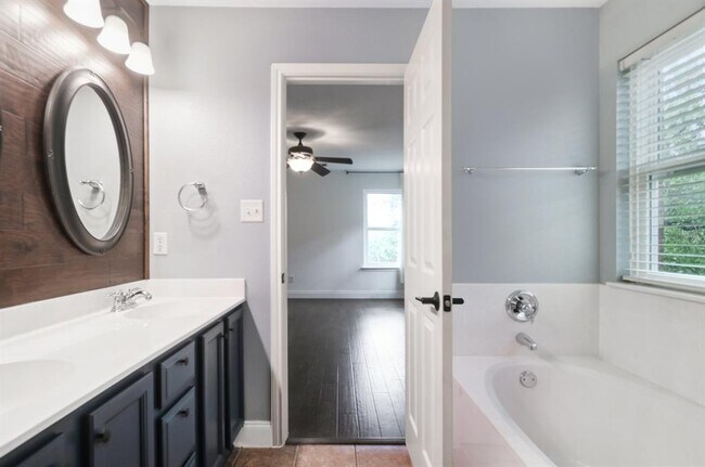 Building Photo - 11400 Fletcher Hall Ln