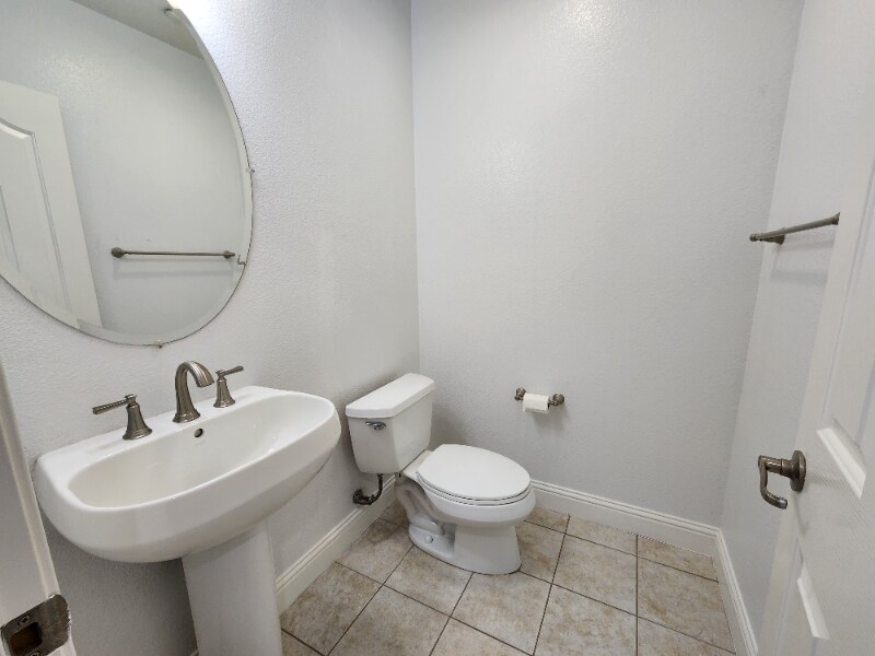 Building Photo - 1168 Pimento Dr