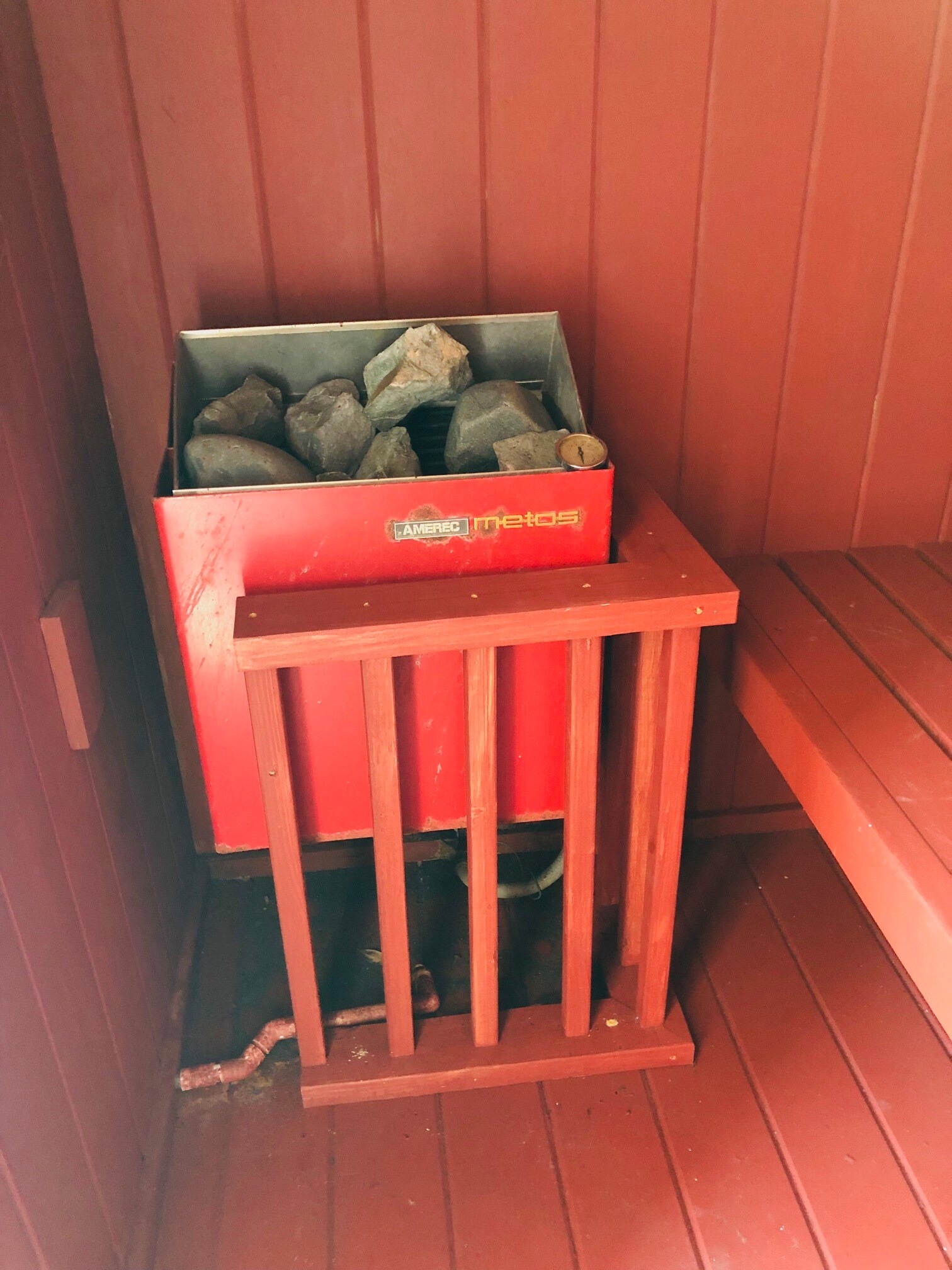 Sauna - 4158 Tamiami Trl