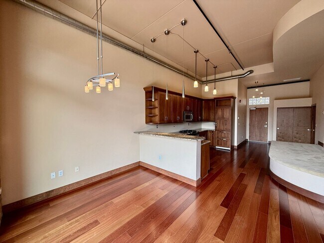 Building Photo - Luxury Studio in the Heart of Downtown Colorado Springs – All utilities included-Premium Living w...