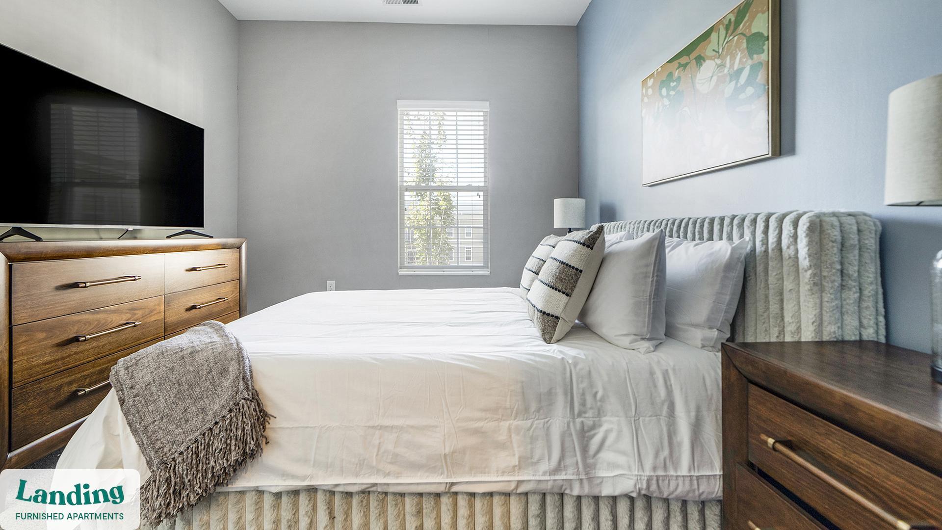 Building Photo - 41 E 9th Ave