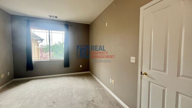 Building Photo - 9611 W Coco Cir