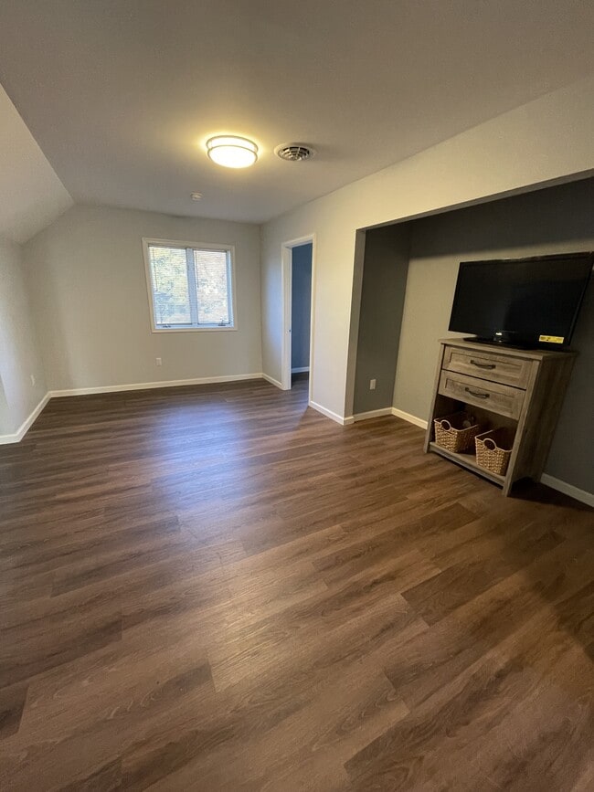 Building Photo - 530 N Curlew Rd