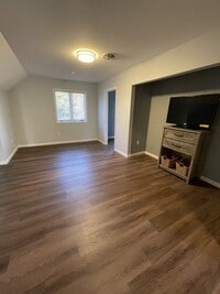 Building Photo - 530 N Curlew Rd