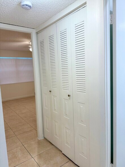 Building Photo - 8261 SW 128th St