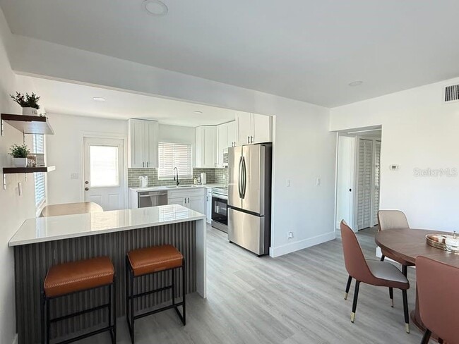 Building Photo - 4026 Indianapolis St NE