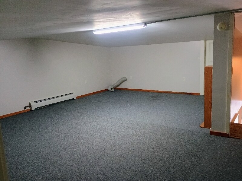 Building Photo - 203 Elk St