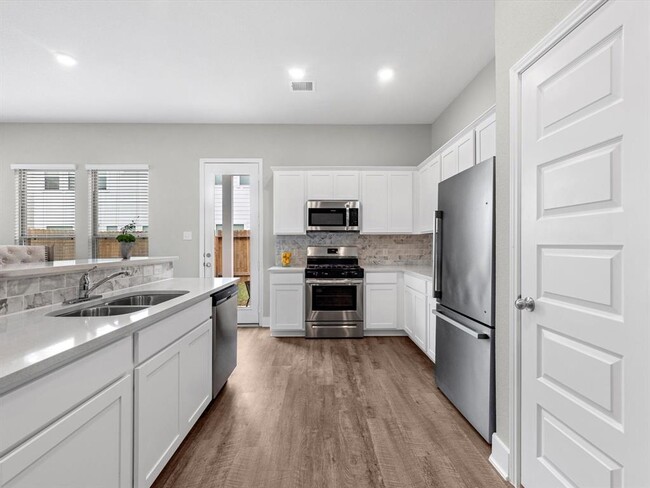 Building Photo - 4420 Ibiza Ln