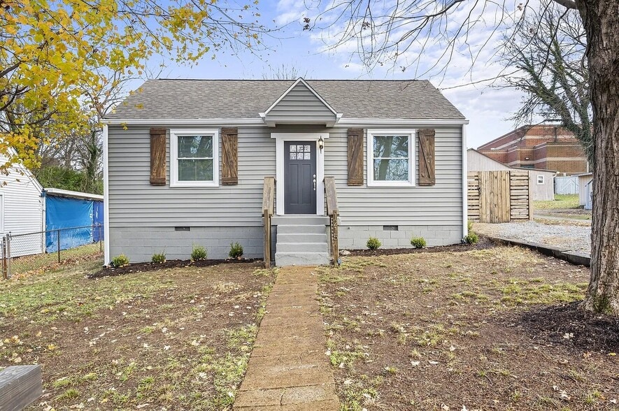 Building Photo - 1215 Emmett Ave