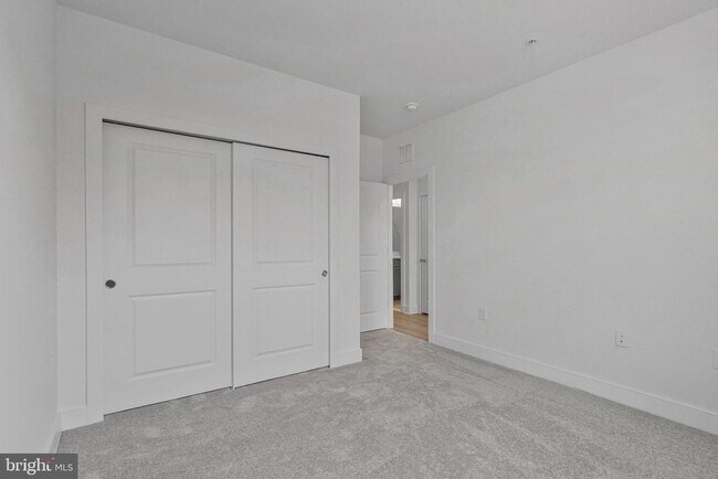 Building Photo - 19826 Lavender Dust Sq