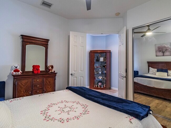 Building Photo - 11355 SW Rockingham Dr