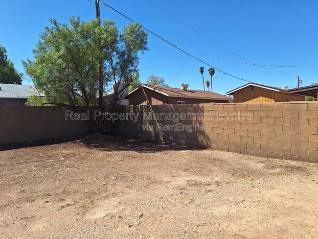 Building Photo - 3059 W Acapulco Ln