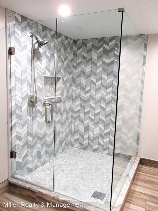 Building Photo - 2 br, 2 bath House - 4717 Dolphin Cay Lane, S