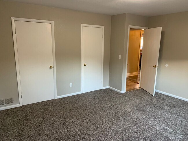 Building Photo - Spacious 4-Bedroom Home in Berkeley – Grea...