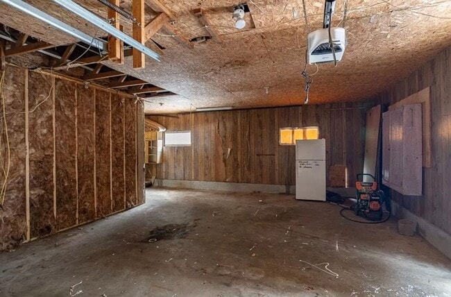 Building Photo - Click the “Apply Now” button or email wapmrentals@gmail.com for a prompt response.