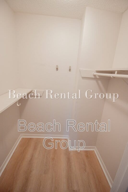 Building Photo - 6840 Blue Heron Blvd