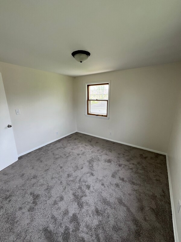 Building Photo - 4835-4837-4837 N 103rd St