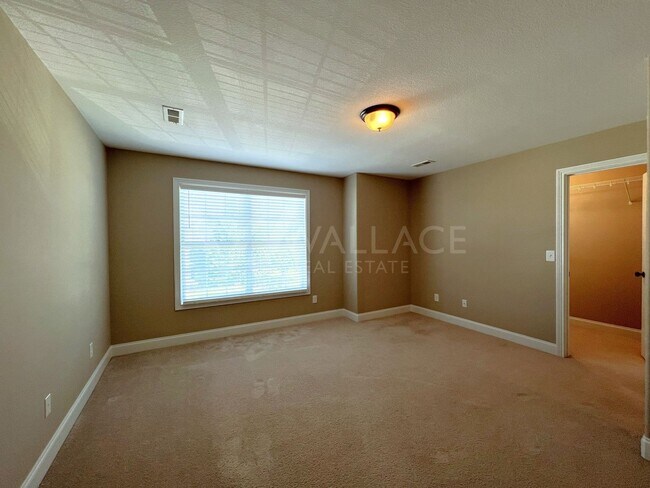 Building Photo - BEAUTIFUL 3 BEDROOM HOME IN CLEAR SPRING P...