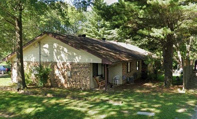 Building Photo - 2601 Upchurch St