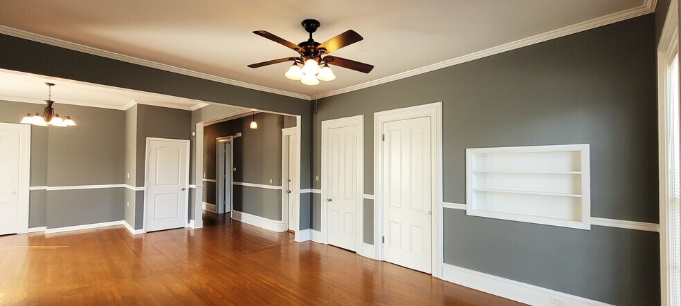 Living Room - 463 W Church St