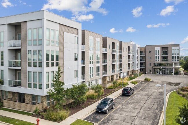 Building Photo - Woodview Apartments