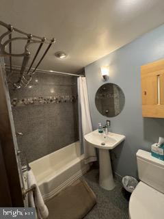Building Photo - 4720 Chevy Chase Dr