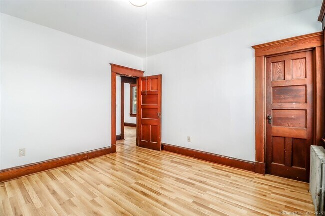 Building Photo - 130 Wellsville Ave