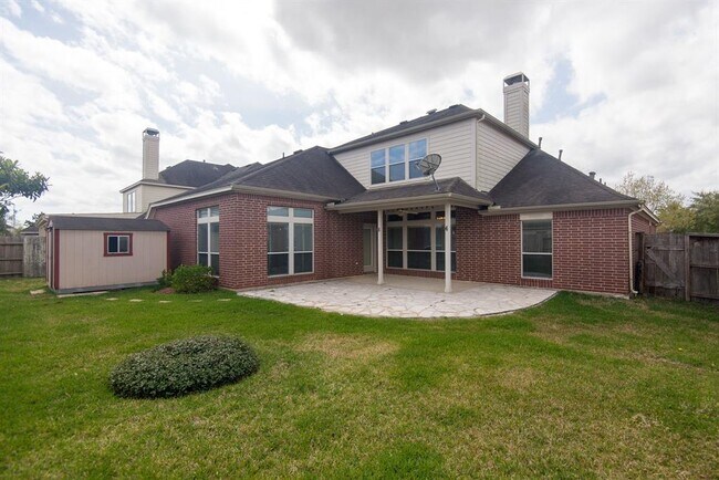 Building Photo - 2313 Echo Harbor Dr