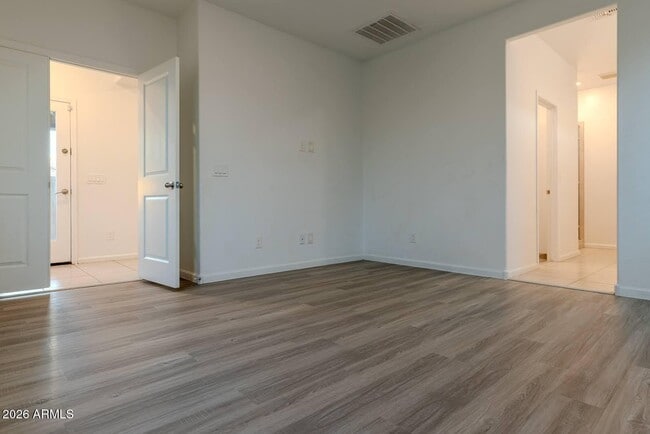 Building Photo - 9210 W Willow Bend Ln