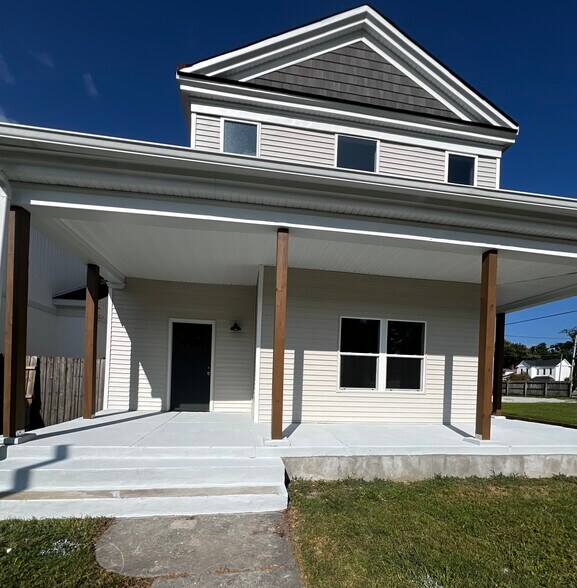 Building Photo - 614 Vincennes St