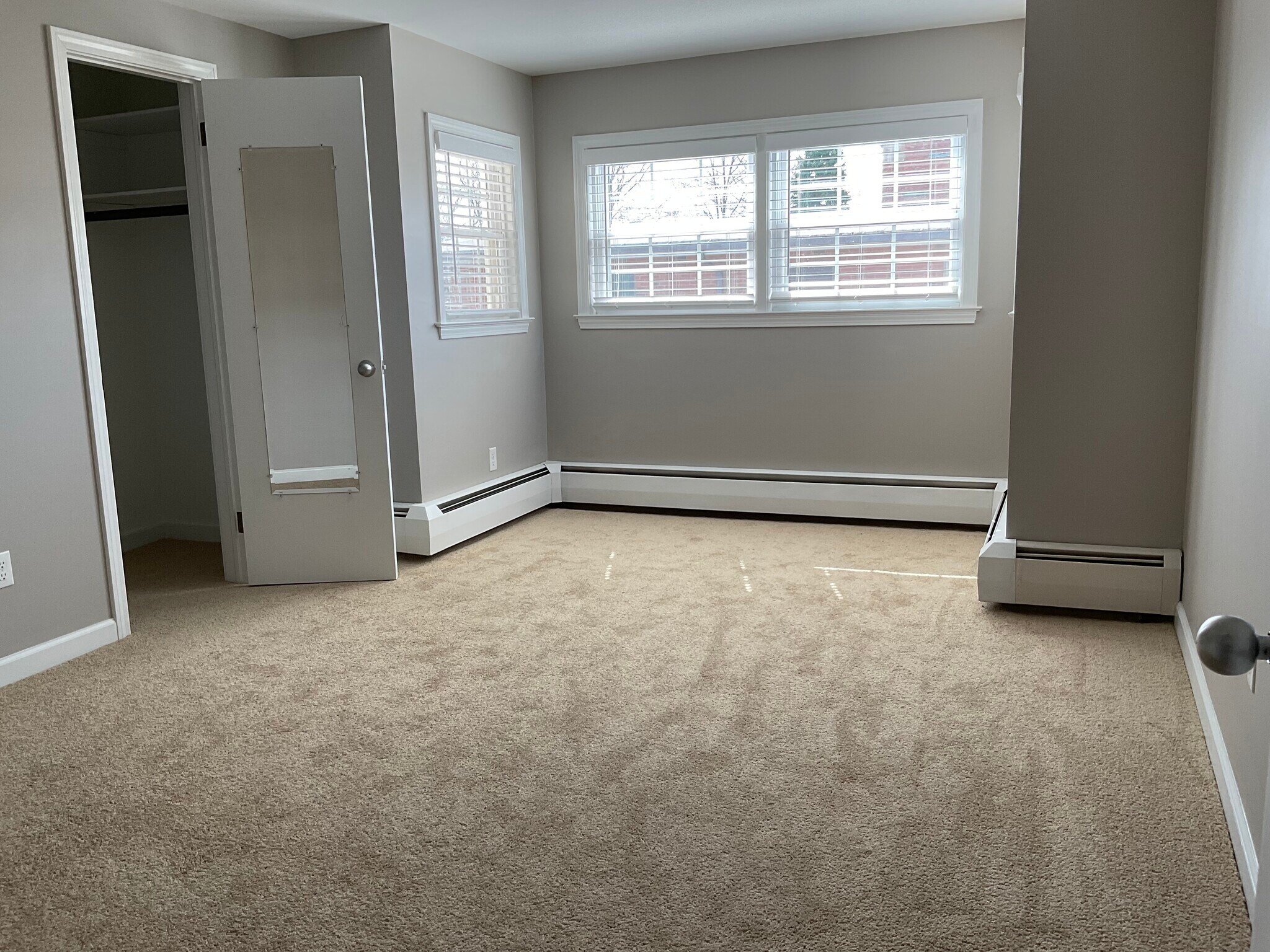 Building Photo - 61 S Main St