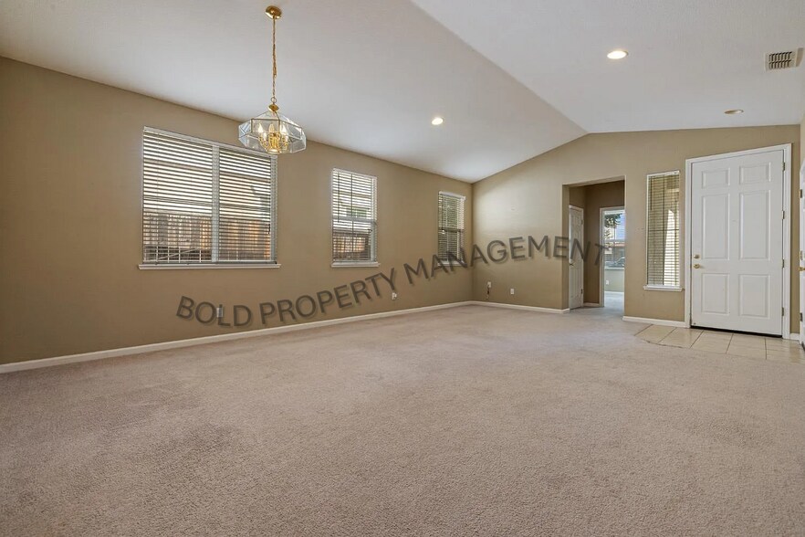 Building Photo - 20617 Sarazen Pl