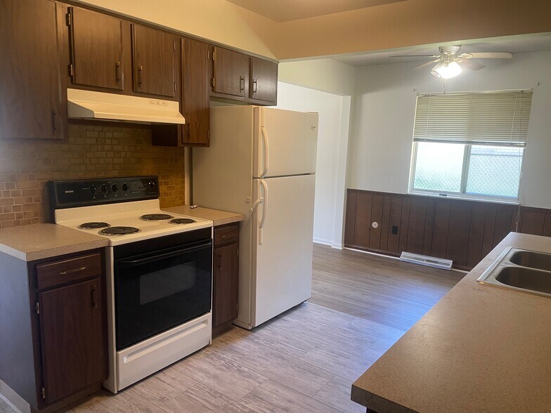 Building Photo - 4406 Larkdale Drive