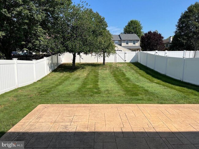 Building Photo - 1376 Sweetbell Ct