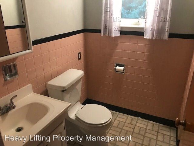 Building Photo - 3 br, 1 bath House - 210 Lawn Rd